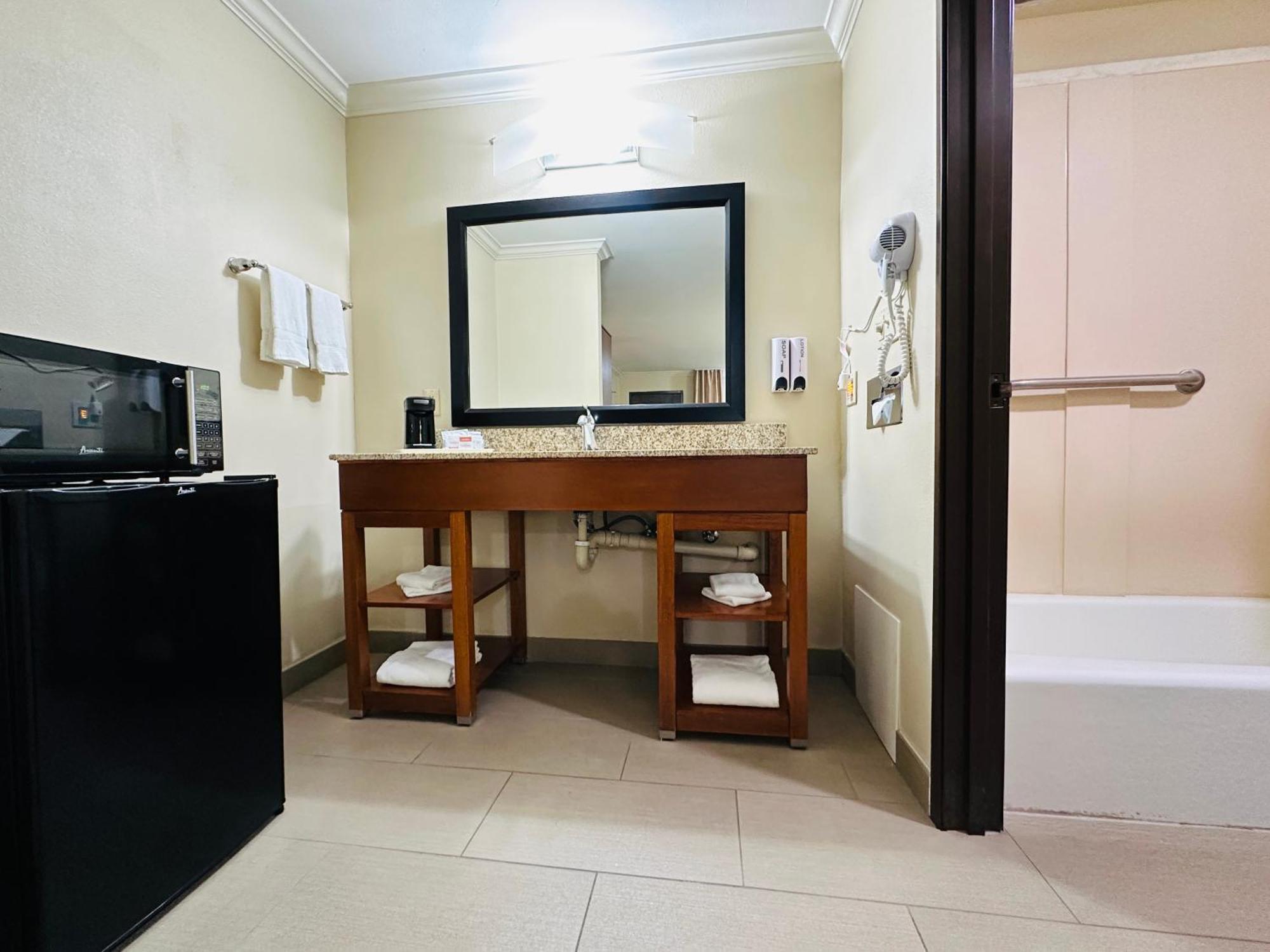 Room Two Double Beds Non Smoking