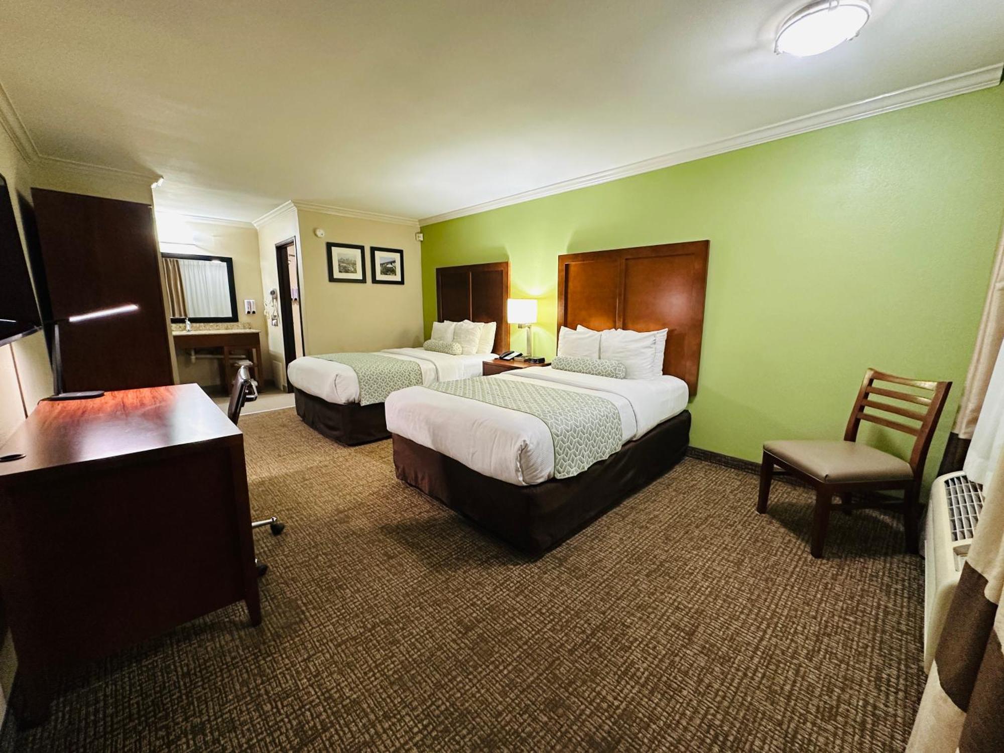 Room Two Double Beds Non Smoking