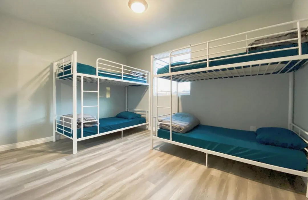 Modern Hostel-1