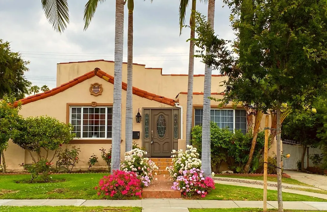 Cozy 2 Bedroom Guesthouse In Beverly Hills-1