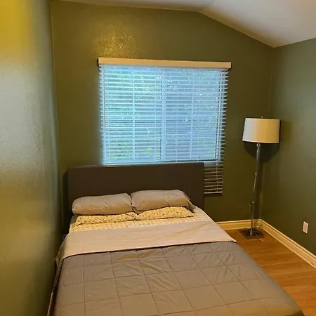 Private 2 Bedrooms 1 Bath Close To Universal And Hw Sleeps 5-2